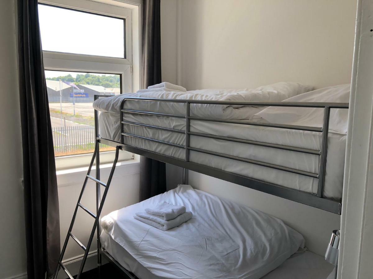 Glasgow Airport Holiday Home Пейслі Екстер'єр фото