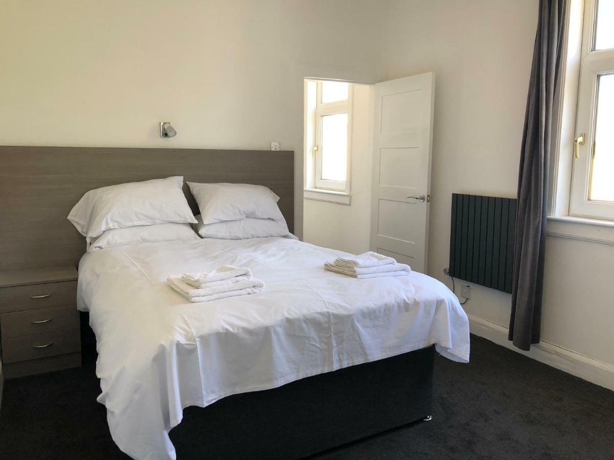 Glasgow Airport Holiday Home Пейслі Екстер'єр фото